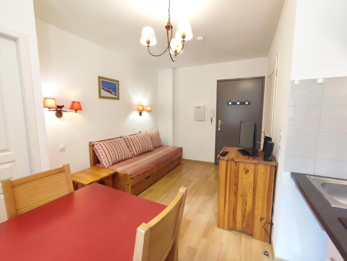 Pat 83, T2, Centre Luchon, Wifi, Casier A Skis, 4 Personnes Bagneres-de-Luchon Bagian luar foto