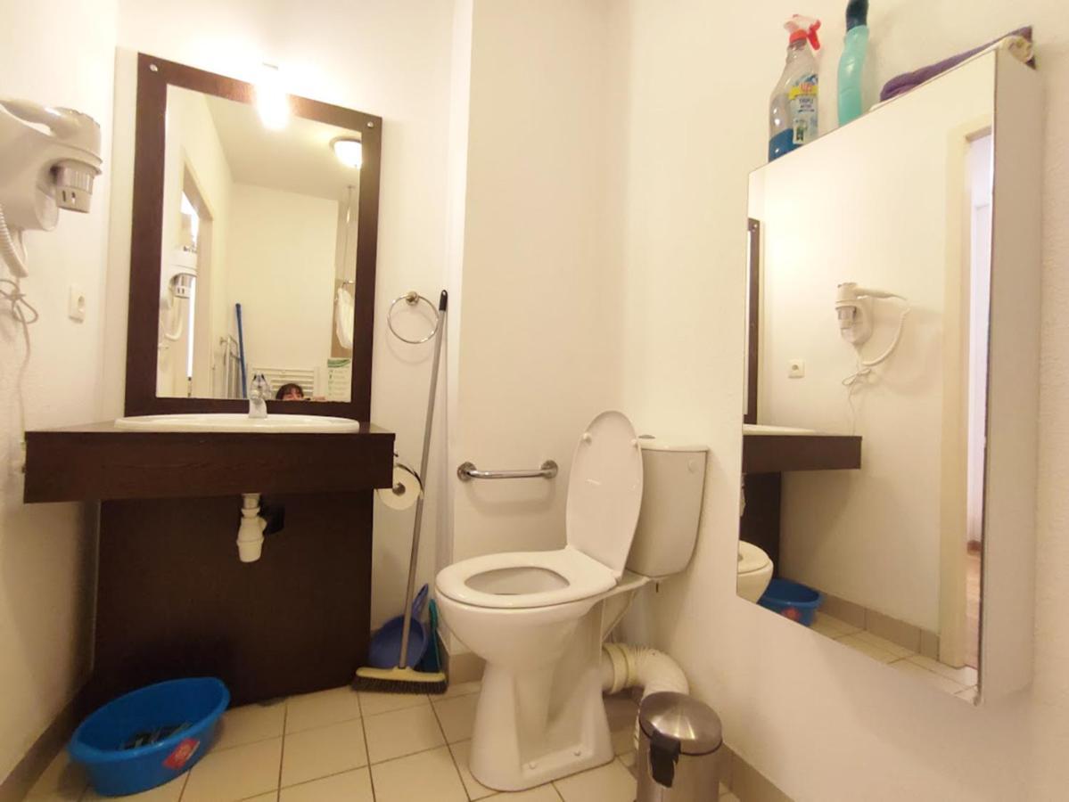 Pat 83, T2, Centre Luchon, Wifi, Casier A Skis, 4 Personnes Bagneres-de-Luchon Bagian luar foto